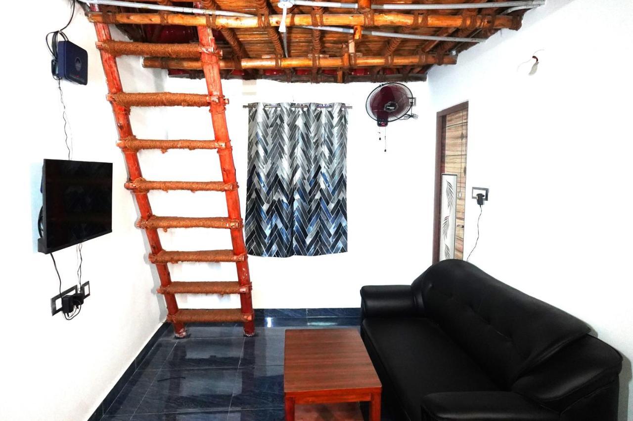 Serenity Bay Home Stay Pondicherry Exteriör bild