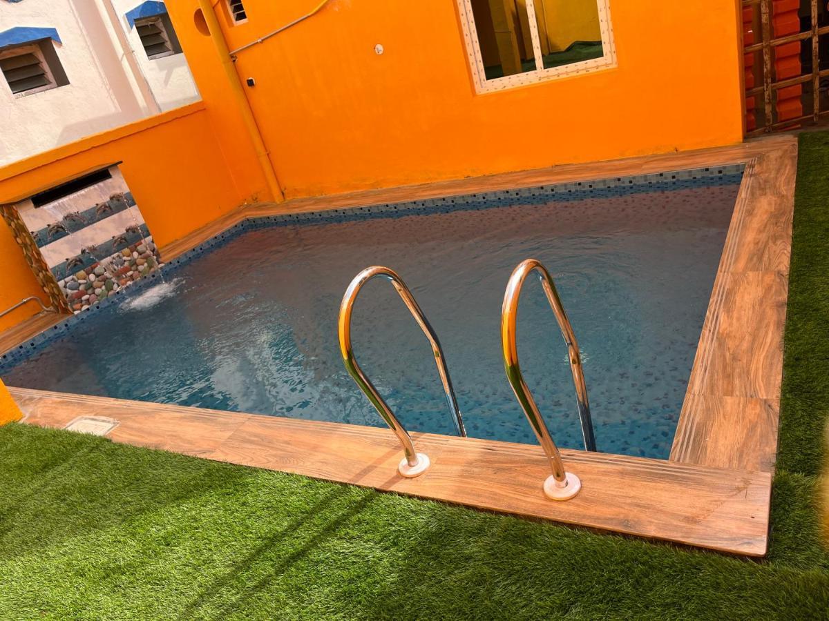 Serenity Bay Home Stay Pondicherry Exteriör bild